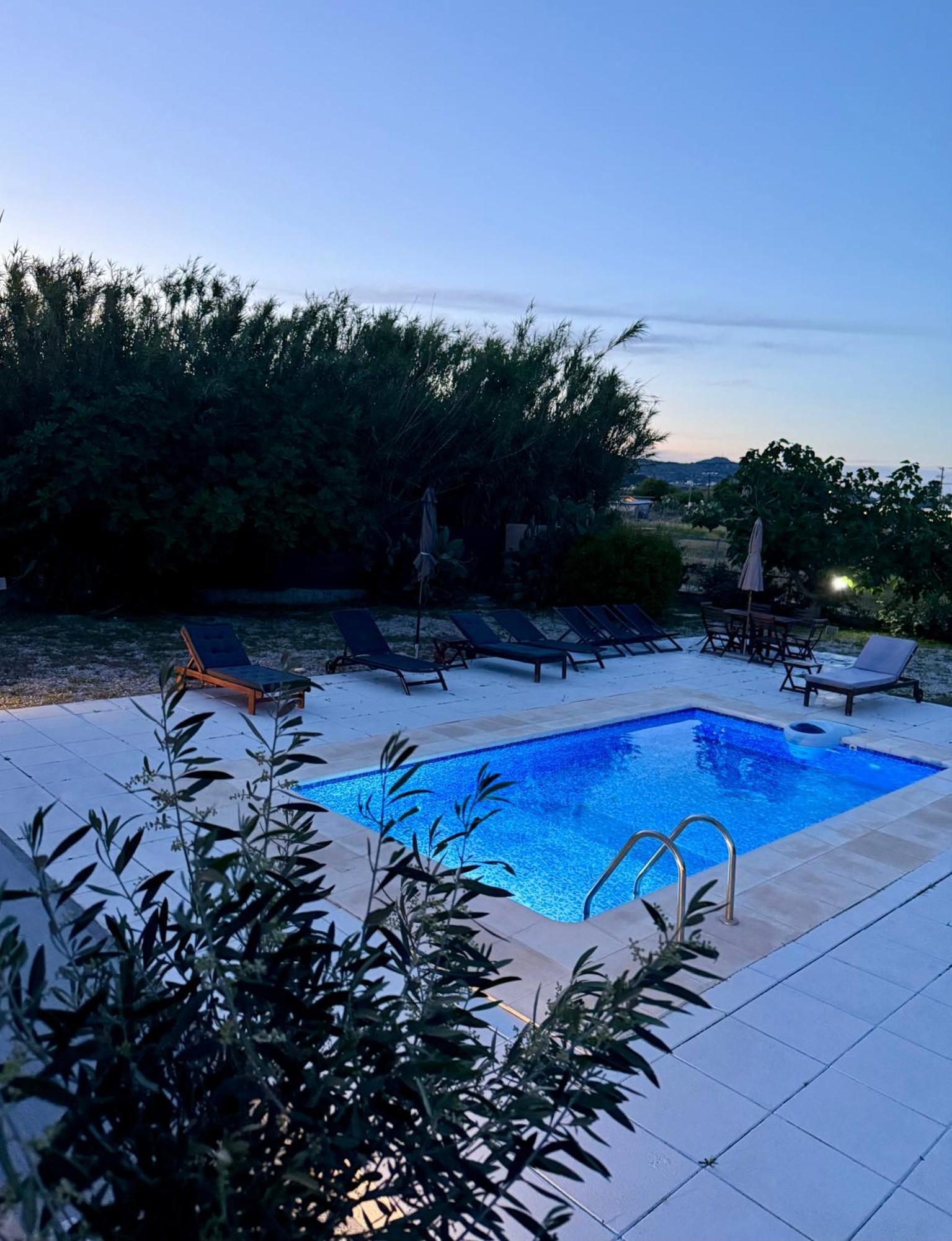 Summer Breeze Villa Афанту Екстериор снимка