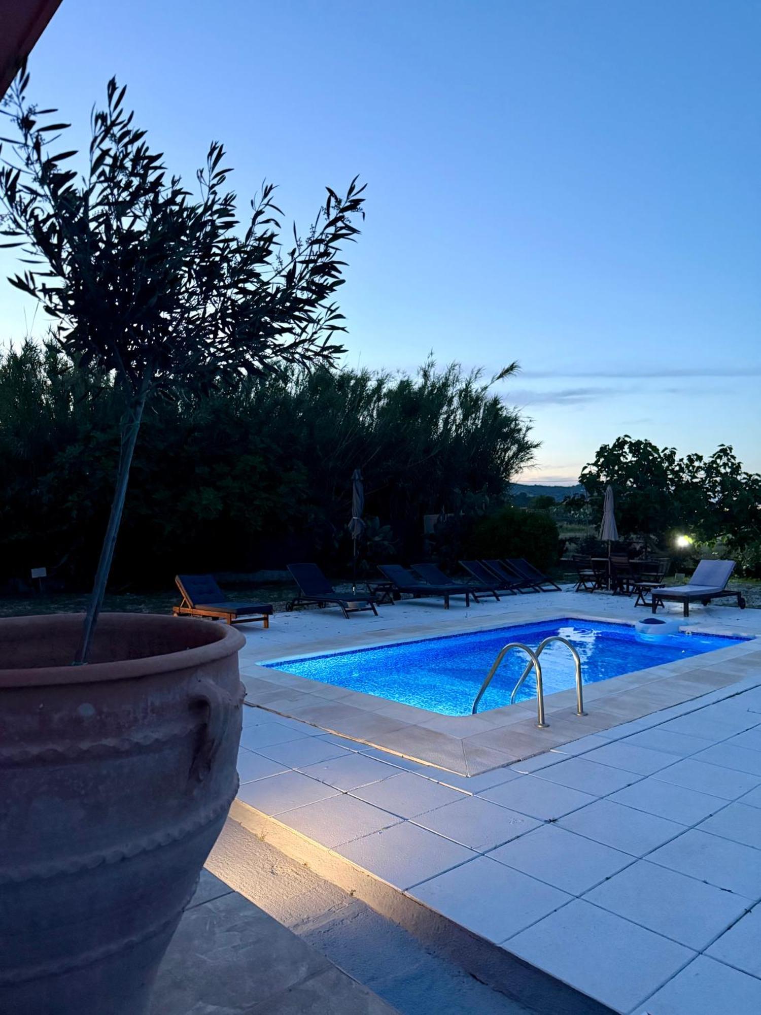 Summer Breeze Villa Афанту Екстериор снимка